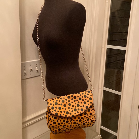 Battaglia Crossbody - Picture 1 of 13